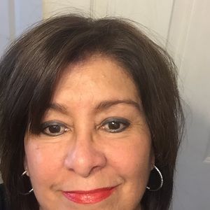 Meet your Posher, Veronica